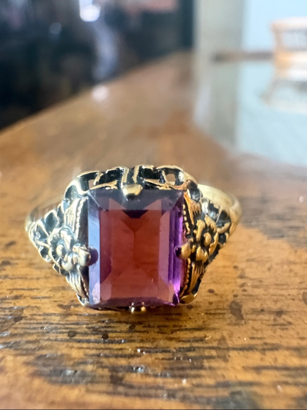 14kt GF Vintage-Style Gold Purple Stone Ring